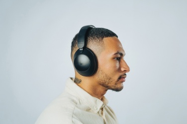 Logotrade Werbeartikel das Foto: Urban Vitamin Cupertino  ANC Kopfhörer aus RCS rPlastik