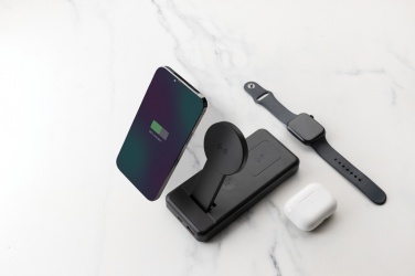 Logotrade corporate gift image of: Fenwick RCS recycled plastic 10000mah  3 in 1 fast powerbank