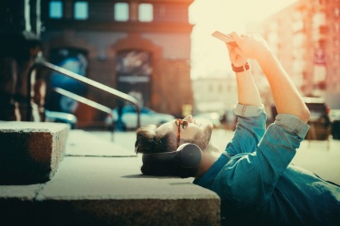 Logotrade promotional product image of: Motorola MOTO XT500 wireless over ear headphone