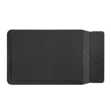 Logo trade promotional products picture of: Swiss Peak 15W magnetic charging laptop sleeve 14-15,6"