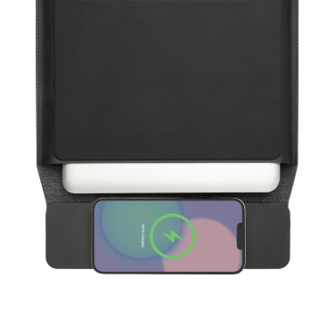 Logo trade promotional merchandise photo of: Swiss Peak 15W magnetic charging laptop sleeve 14-15,6"