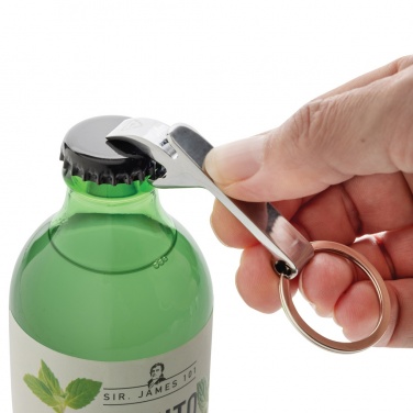 Logotrade meened pilt: RCS taaskasutatud tsingisulamist pudeliavaja võtmehoidja