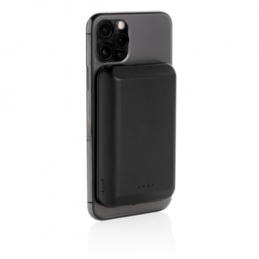 Logotrade ärikingituse foto: Magnetiline 5000 mAh 5W juhtmevaba akupank