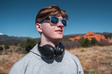 Logo trade meened foto: RCS taaskasutatud plastist Elite Kokkupandavad juhtmevabad kõrvaklapid