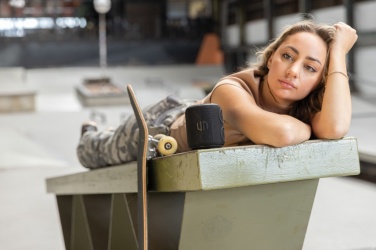 Logo trade ärikingitused foto: Urban Vitamin Palmdale RCS rplastist 16W kõlar IPX7