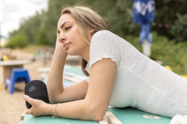 Logo trade firmakingitused foto: Urban Vitamin Palmdale RCS rplastist 16W kõlar IPX7