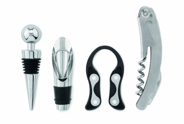 Logo trade reklaamtoote pilt: 4-osaline veinikomplekt puidust alusel