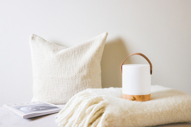 Logotrade ärikingid pilt: VINGA Narni RCS taaskasutatud ABS latern