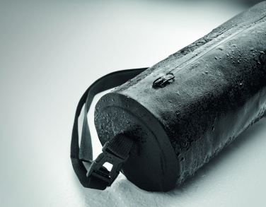 Logo trade firmakingid foto: 300D RPET-ist veekindel kott BRENNA