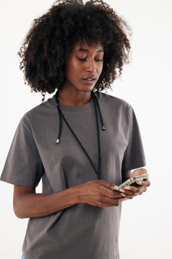 Logotrade firmakingituse foto: CarryLoop reguleeritav telefonihoidja kaelapael