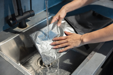 Logo trade reklaamkingituse pilt: Snackstrap AWARE™ RPET lõunakott 30x20CM