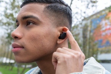 Logotrade liikelahja mainoslahja kuva: Urban Vitamin Gilroy hybridi ANC ja ENC kuulokkeet