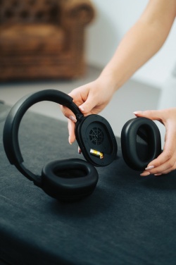 Logotrade mainoslahja tuotekuva: Irvine RCS kierrätetyt ja korjattavat langattomat kuulokkeet