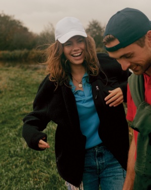 Logotrade mainostuotet kuva: Iqoniq Diran teddyfleecetakki kierrätetystä polyesteristä