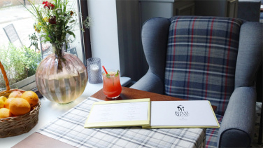 Logo trade mainoslahjat ja liikelahjat kuva: Menukansi 1085119