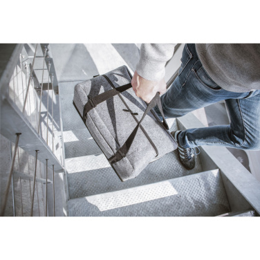 Logo trade mainoslahjat ja liikelahjat kuva: Feltro GRS RPET Weekend Bag -matkalaukku