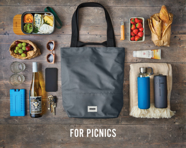 Logo trade mainoslahjat ja liikelahjat kuva: Black+Blum 16 L eristetty kauppa-/retkilaukku