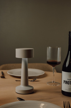 Logo trade liikelahja kuva: VINGA Maris RSC  -pöytävalaisin kierrätettyä muovia