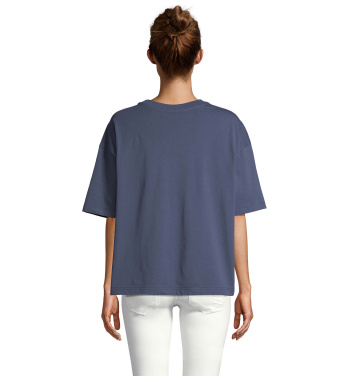 Logotrade profilprodukter bild: BOXY WOMEN OVERSIZE T-SHIRT